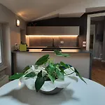 Apartman Moaa - Modern Art